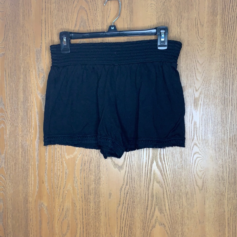 No Boundaries Large Black Shorts